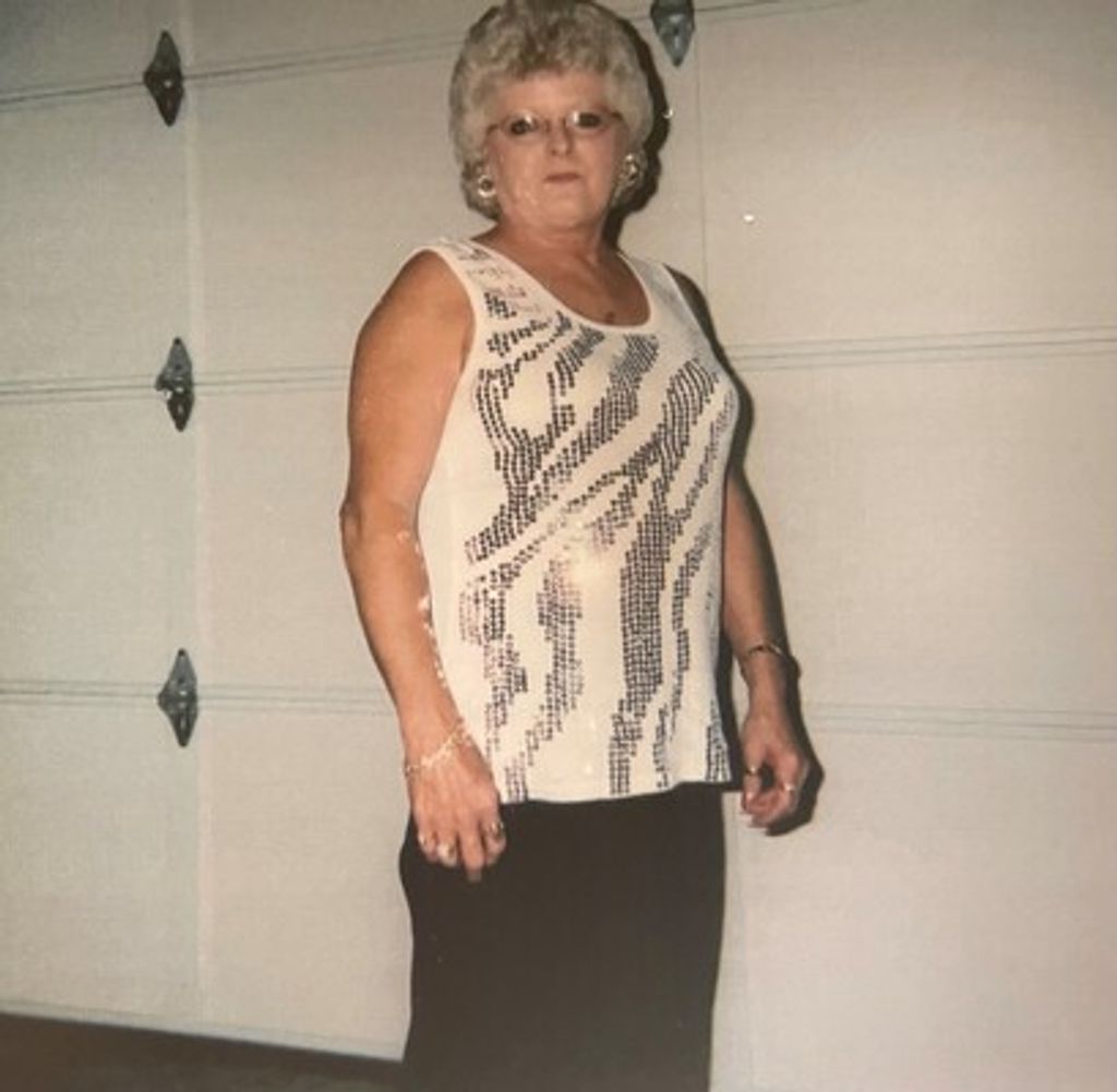 Sharon Harris Moore Profile Photo