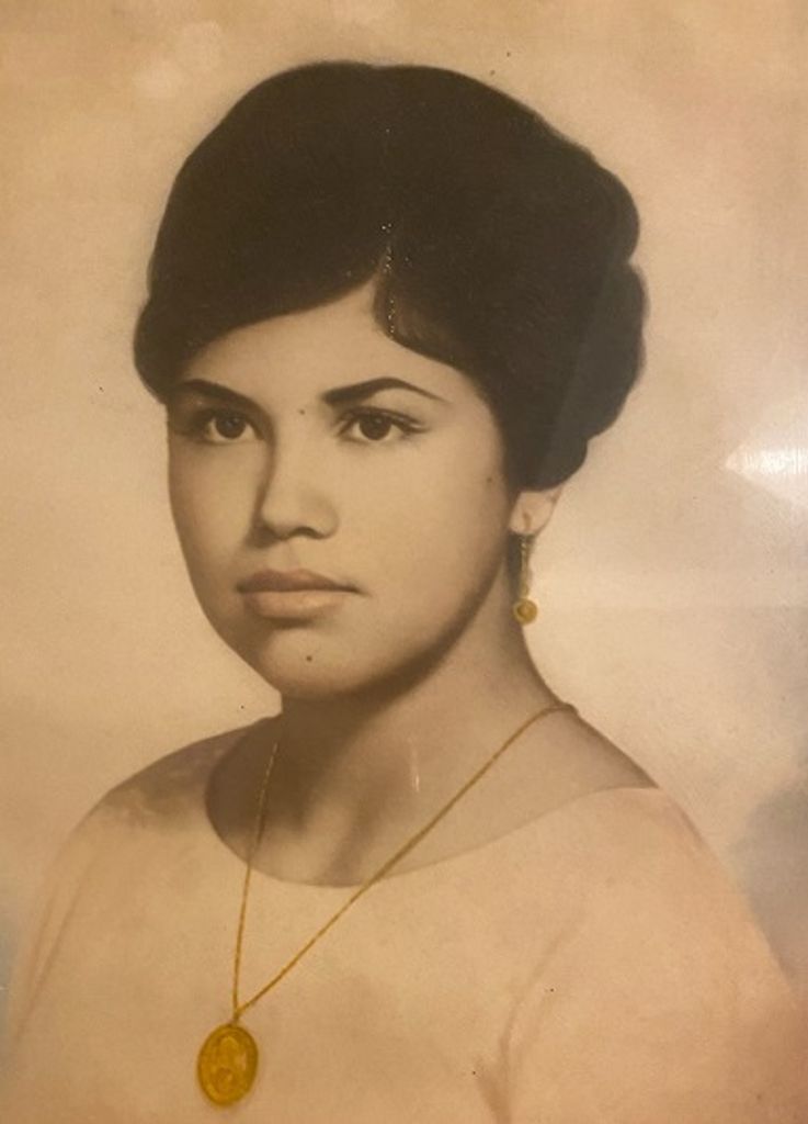 Estela Solis