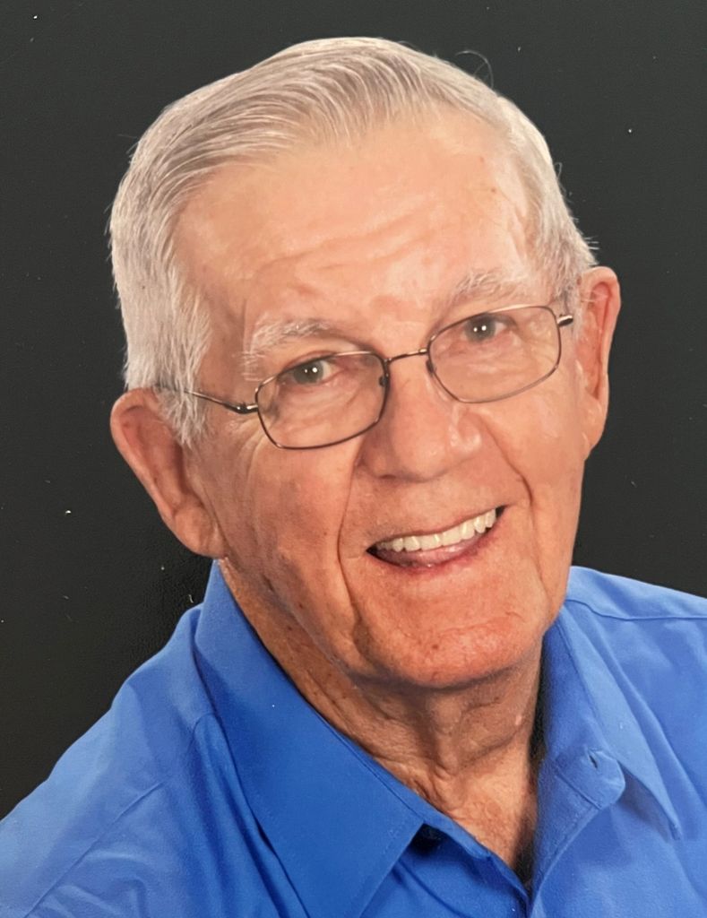 Dennis "Hank" Roemhildt Profile Photo