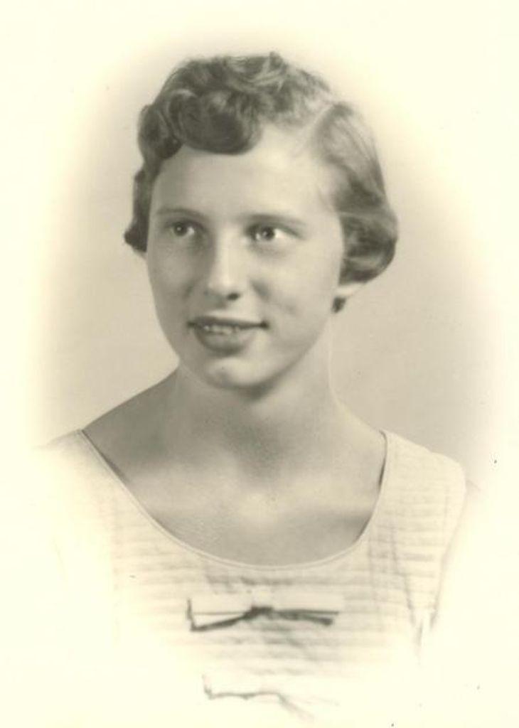 Joanne  E. Hayes