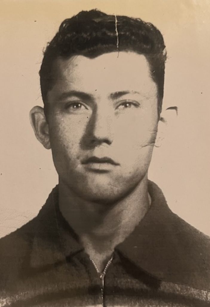 Hugo Garza Profile Photo