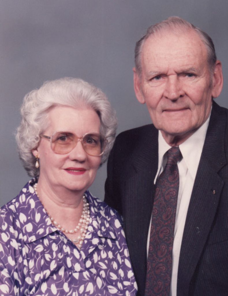 June W. (Wolfe)  Stroup