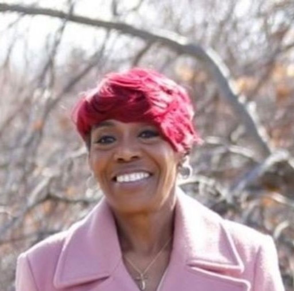 Mrs. Varnzoleigh V. Dansbury-Finney Profile Photo