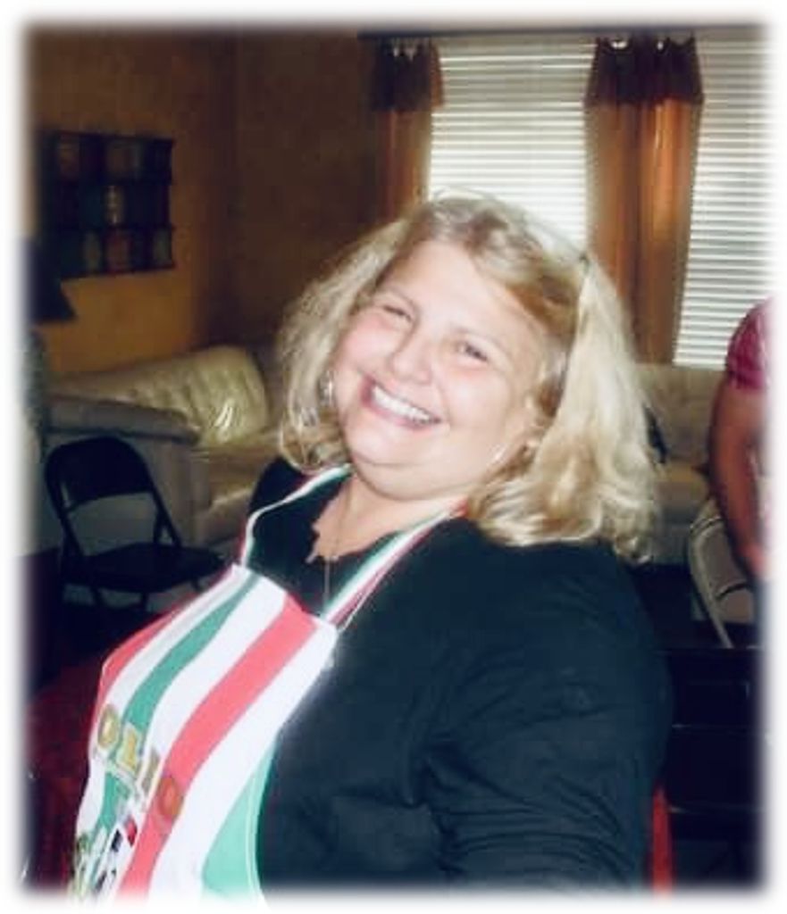 Terri Marie Licarione Profile Photo