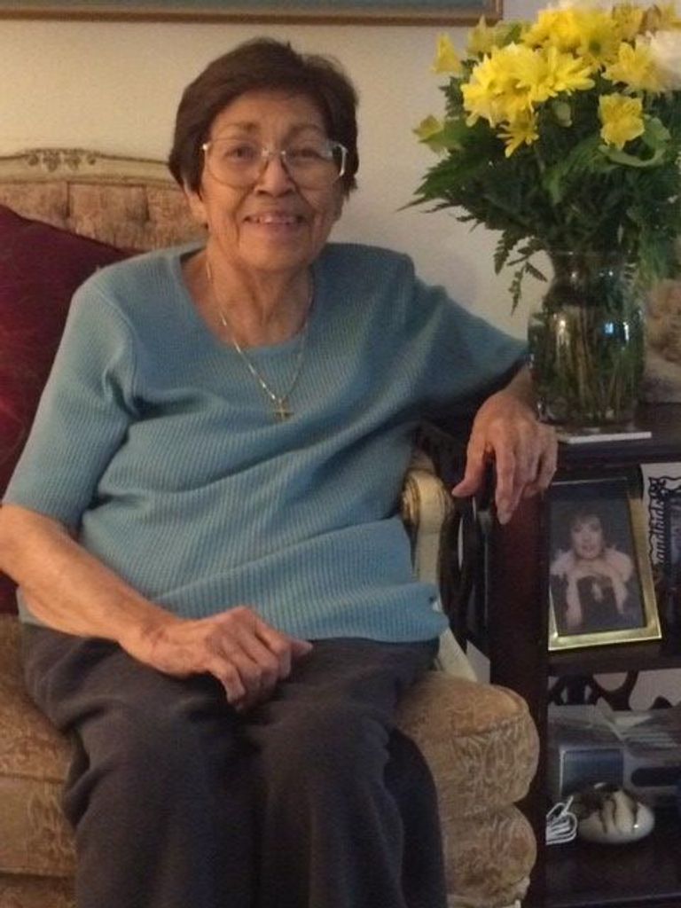 Lorenza "Lorie" Moreno Davis