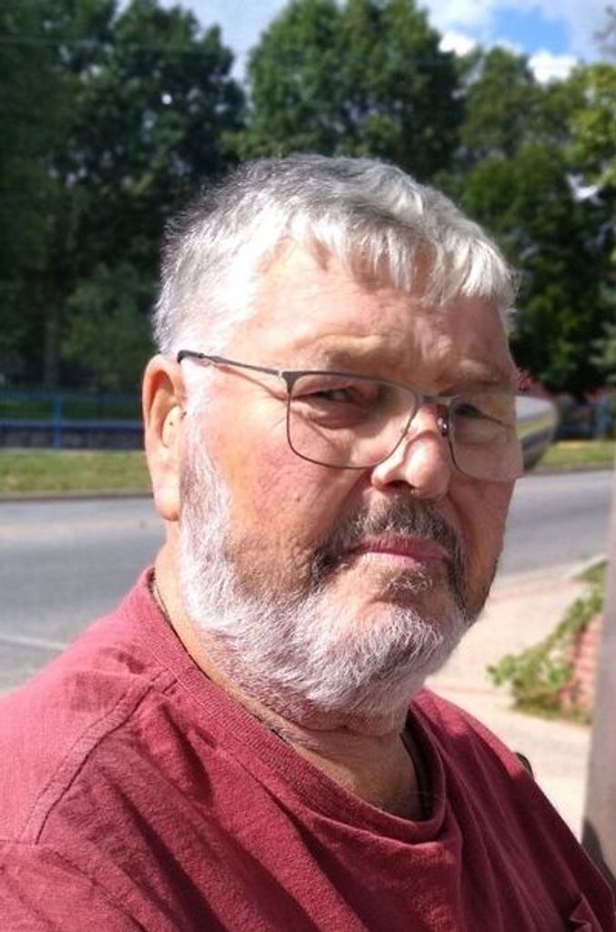 Jerry Thomas Profile Photo