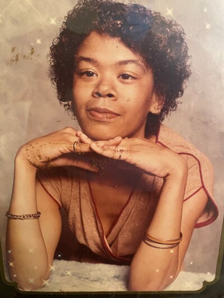 Pamela Young Profile Photo
