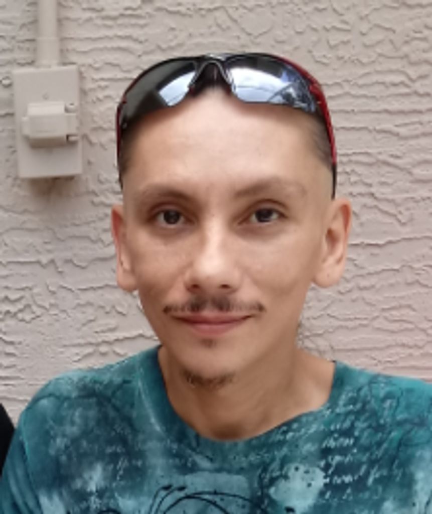 Efrain  Ramirez