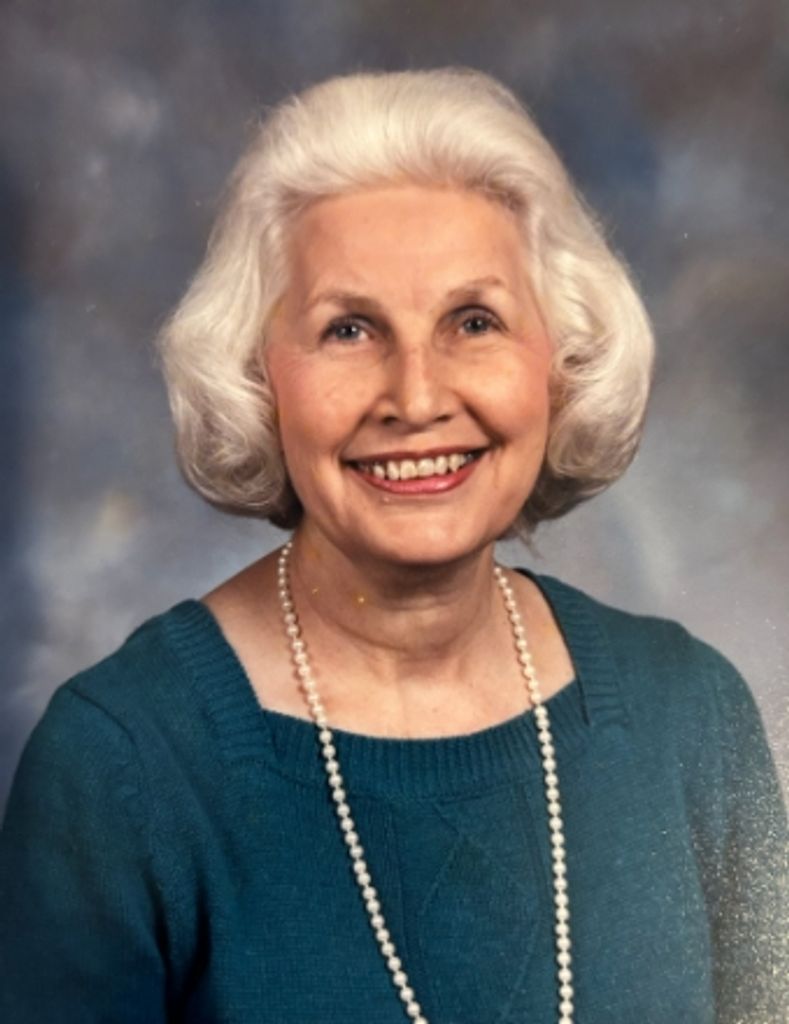 Evelyn Dickert Davis