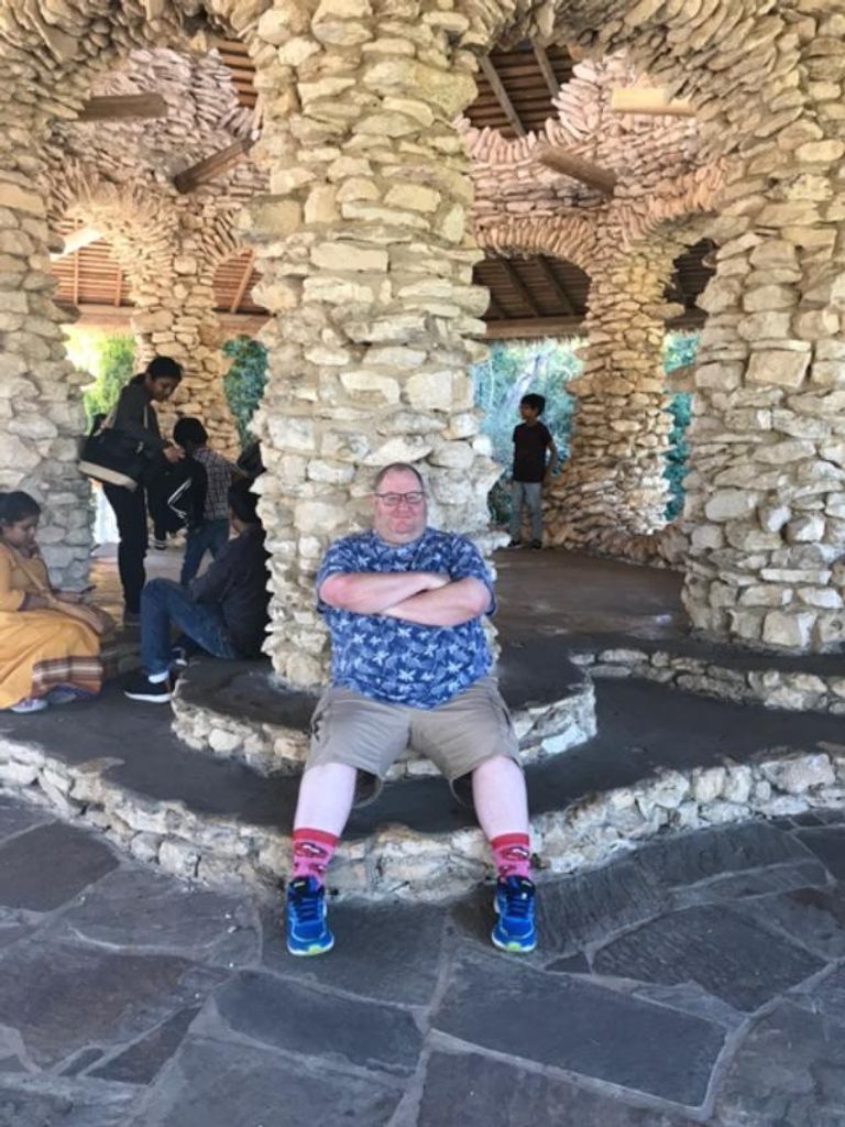 Leland R. Farris Iii