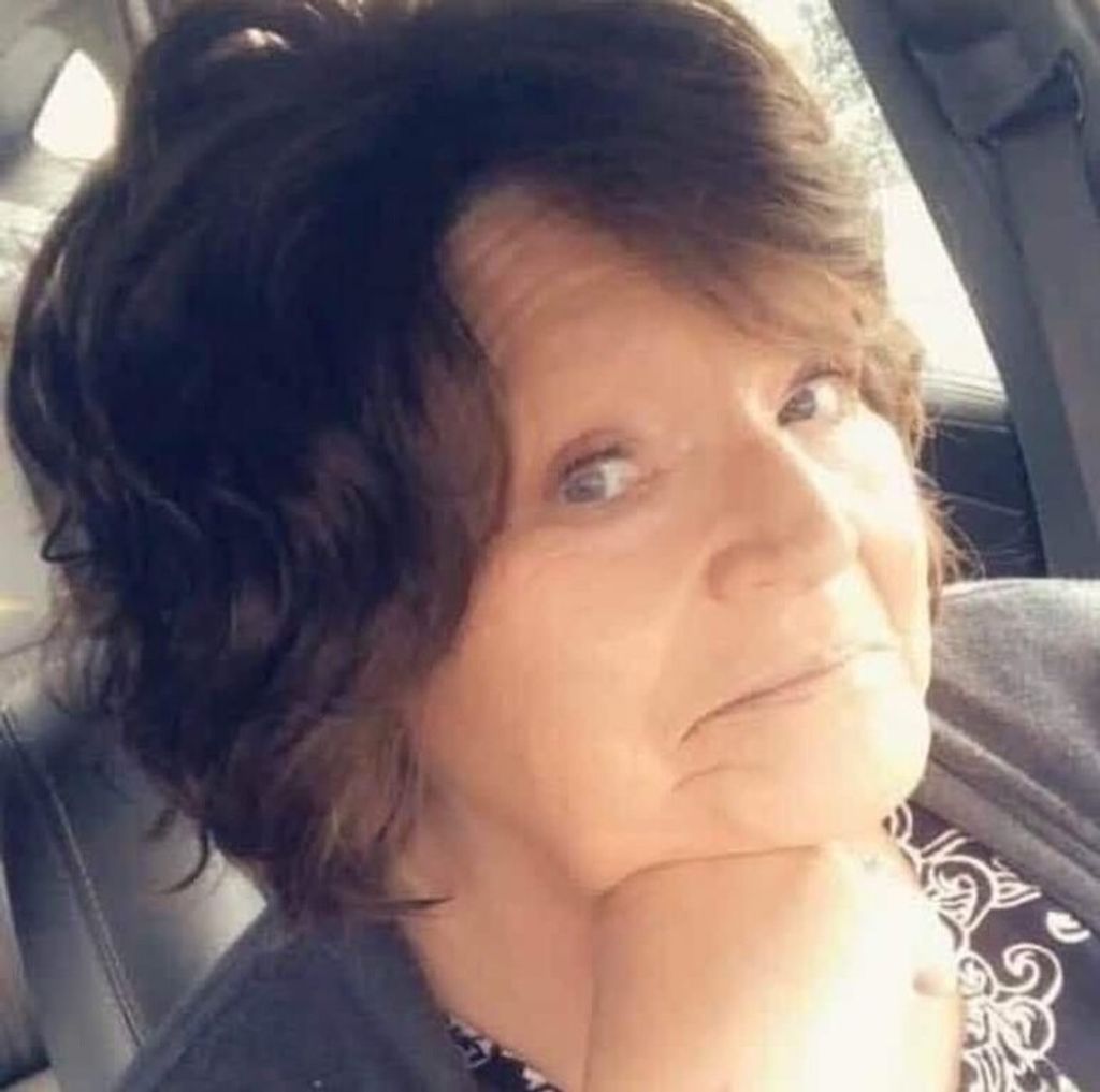 Sandra  (Sam) Kaye (Frank)  Neuman Profile Photo