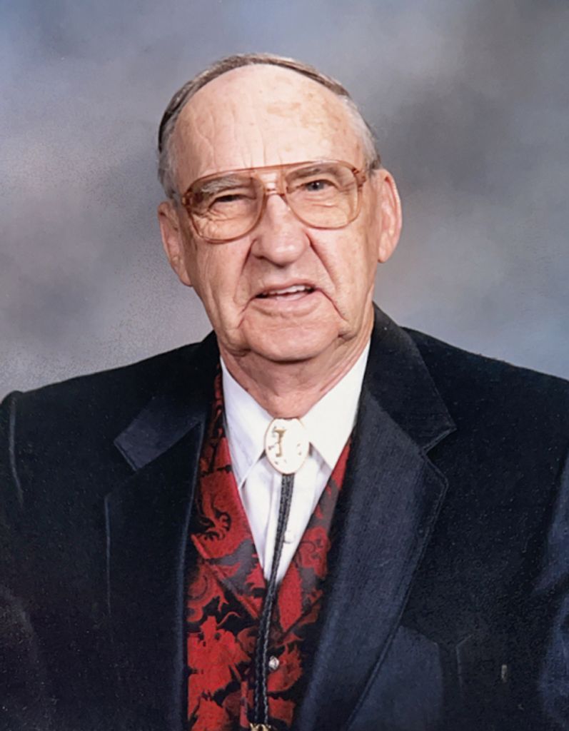 Lyle Milton Peterslie