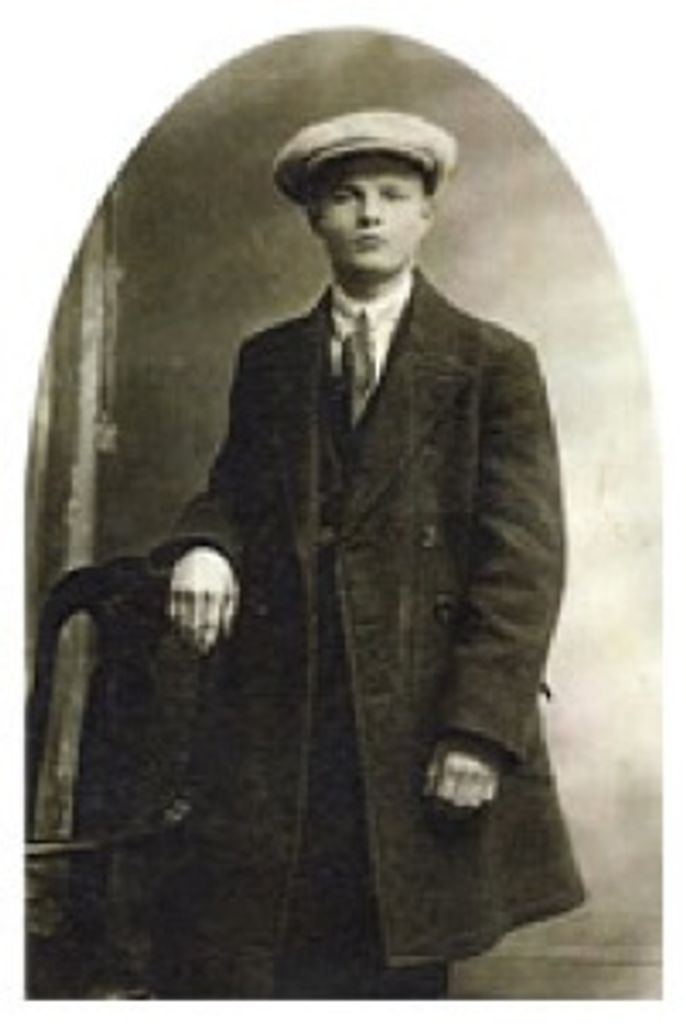 Erik Larson