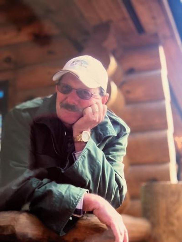 James "Jim" Laroe Hunt Profile Photo