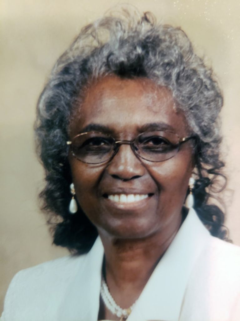 Annie Hunt Lewis Profile Photo