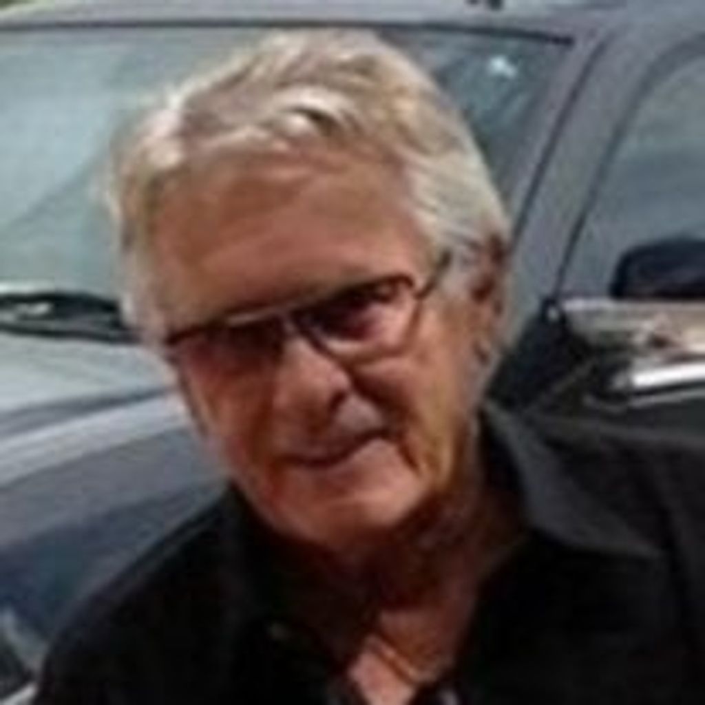 Robert "Bob" Eugene Parlette Jr