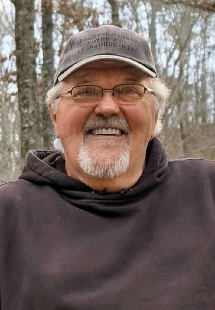 Larry Carter Profile Photo