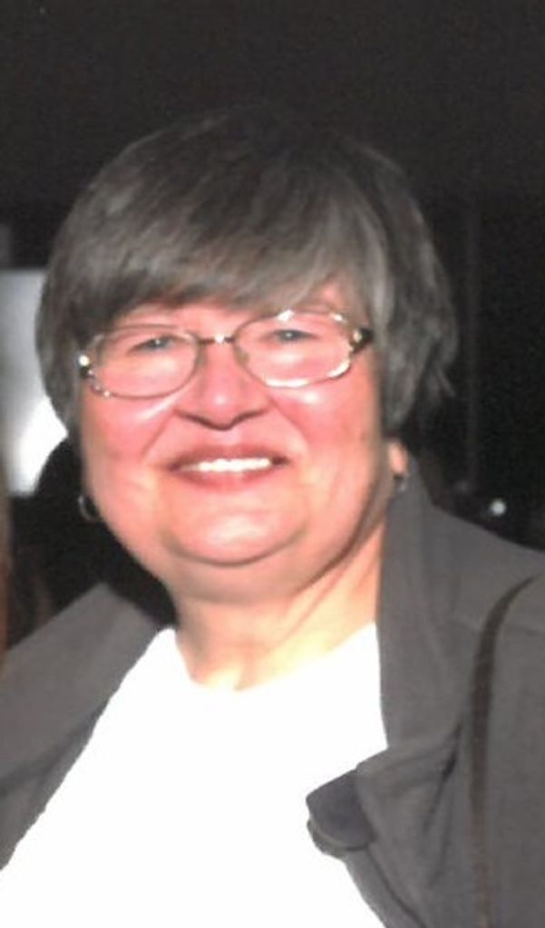Celine Horvath Profile Photo