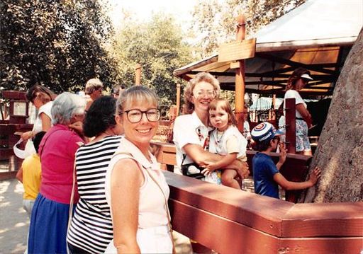 Margaret J. Bertiz photo gallery thumbnail 183 of 187