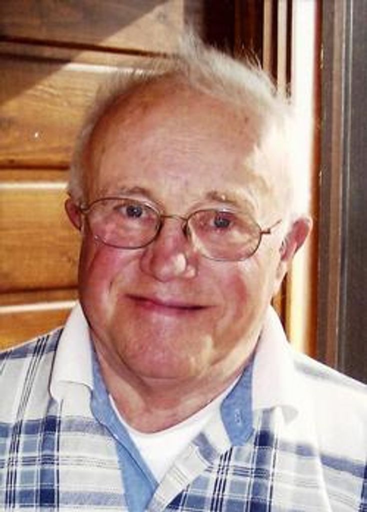 Gotthold "Gus" Mueller Profile Photo