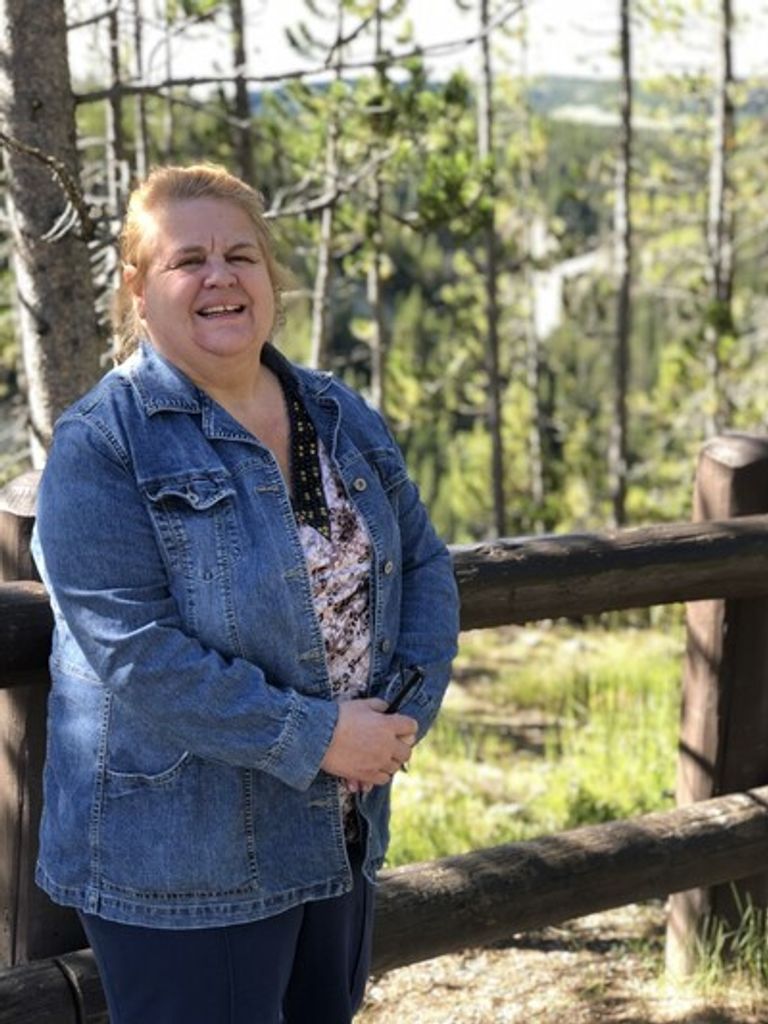 Lorraine Sue Crow Profile Photo