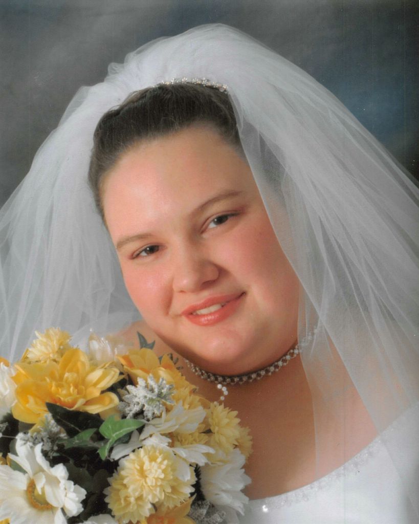 Holly Marie Sanders Profile Photo