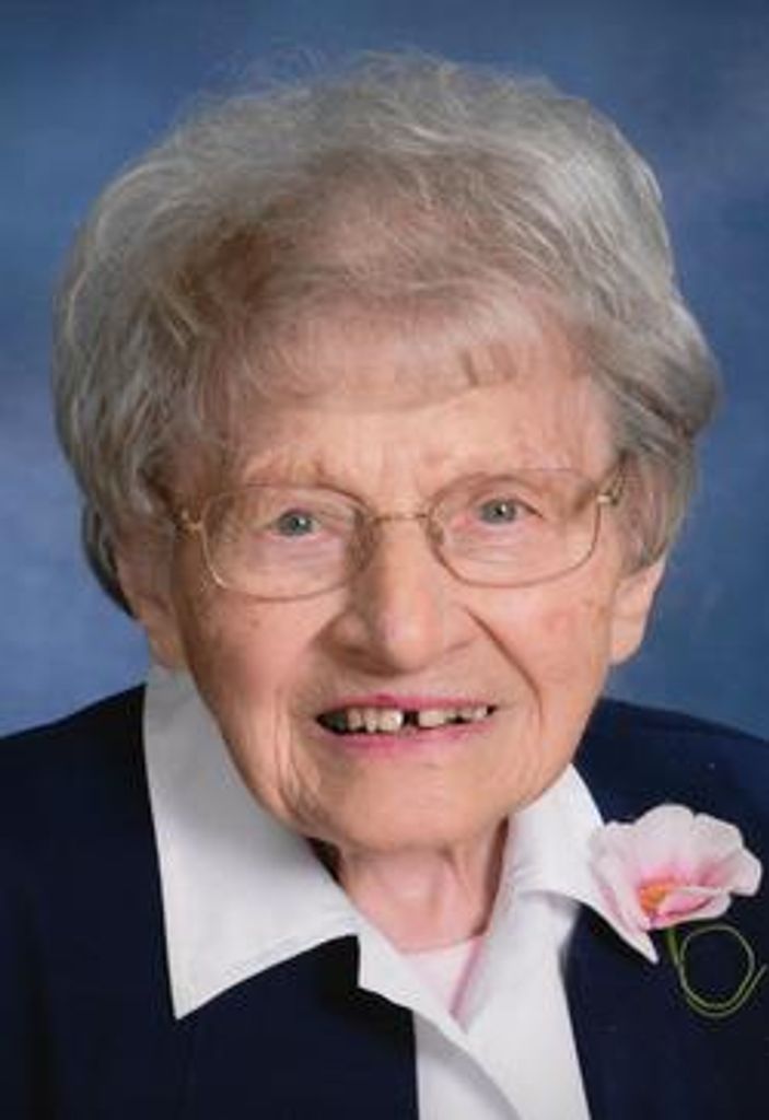 Eleanor Holzer Profile Photo