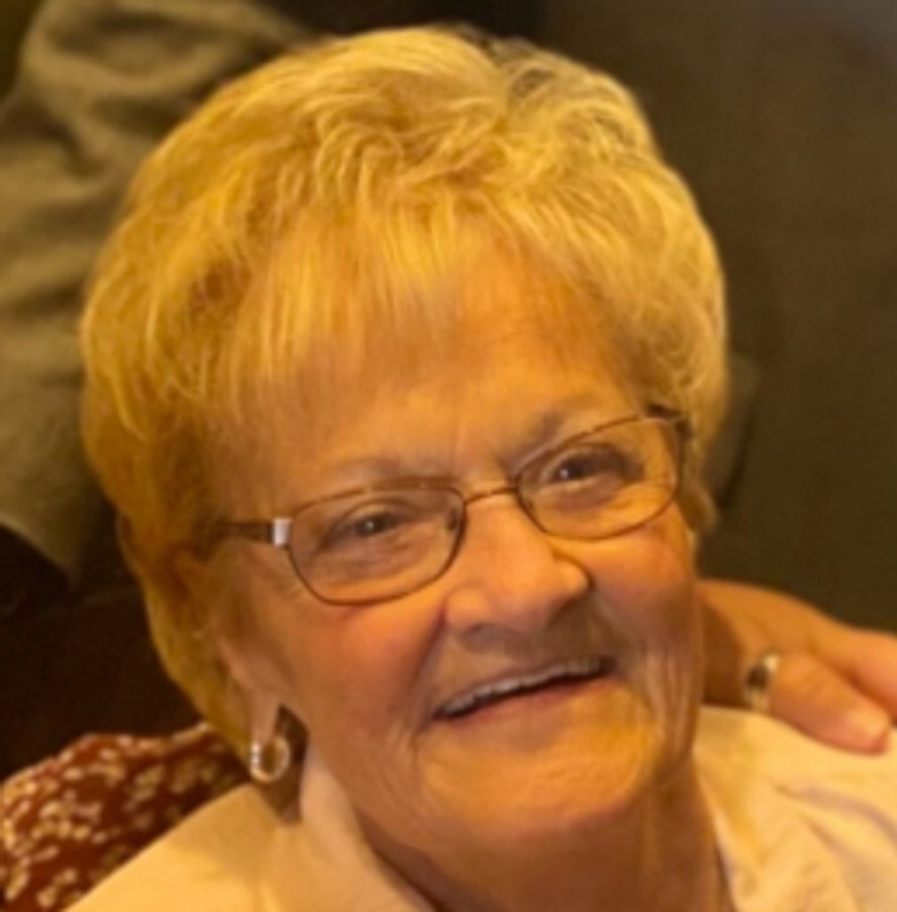 Ruth Akins