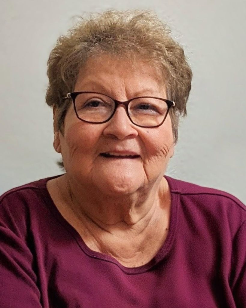 Velia Magallanes Peru Profile Photo