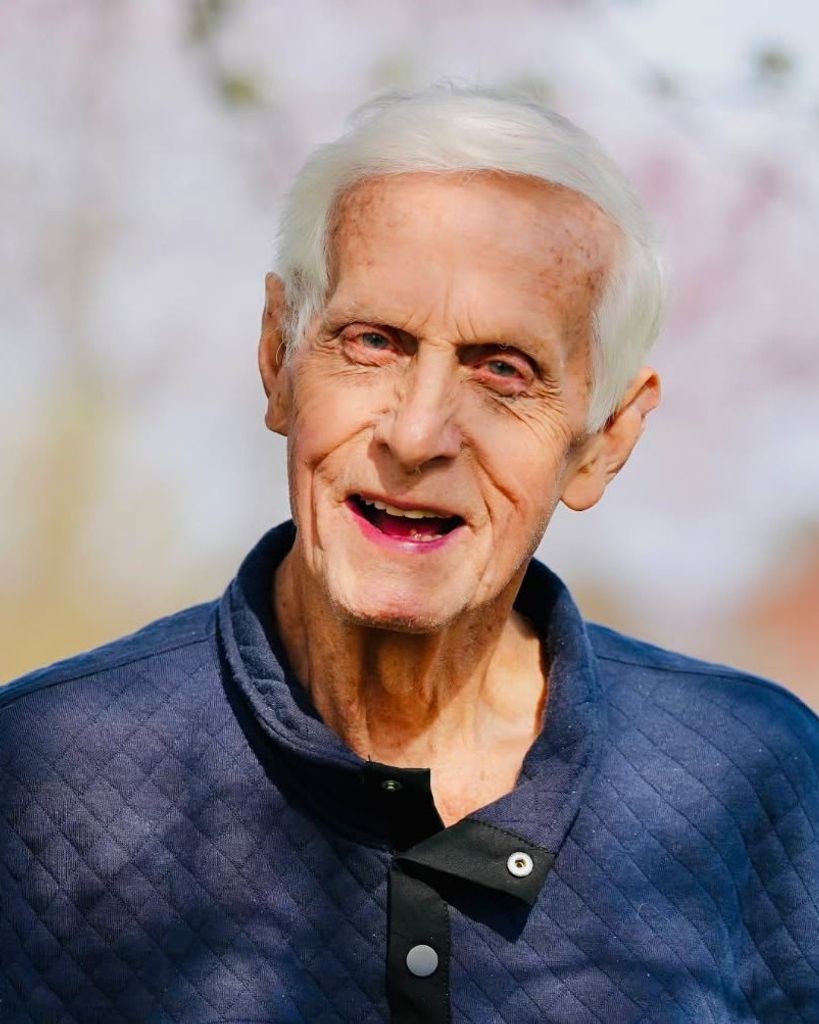 Lowell E. "Doc" Ripley Profile Photo