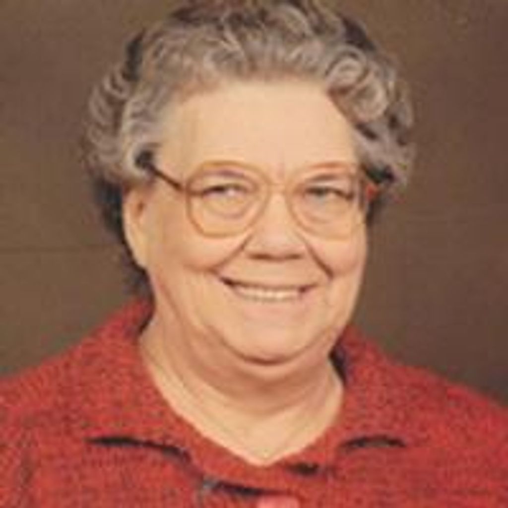 Dorothy R Shutts