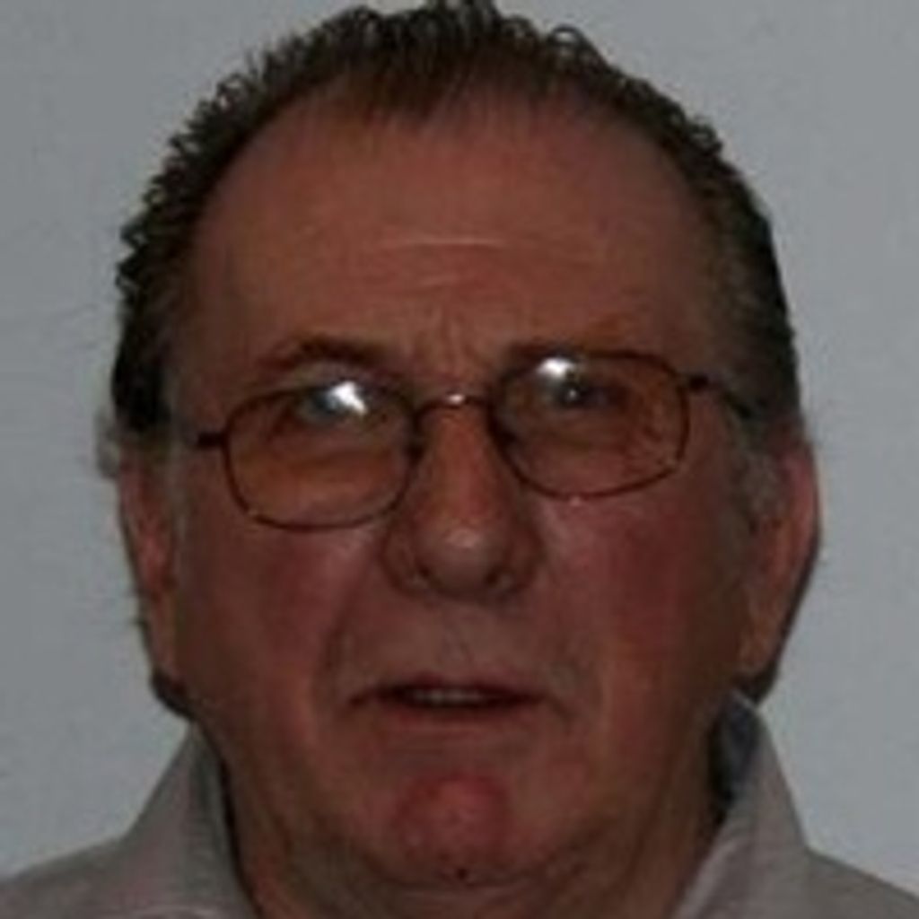 Dennis H Weringa