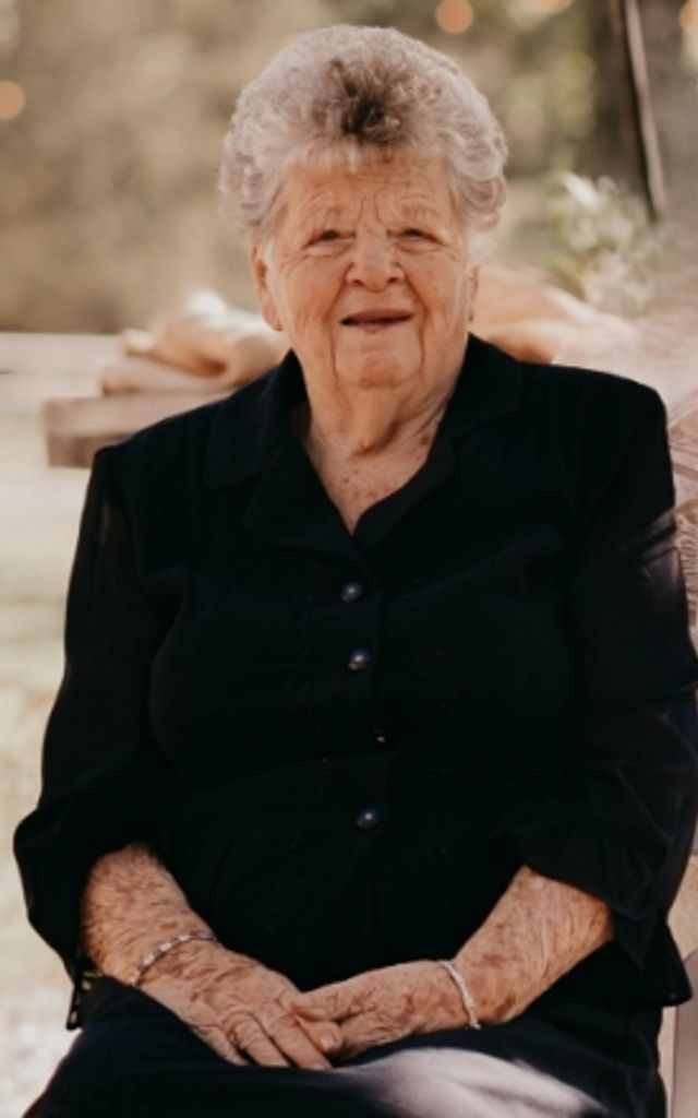 Jewell Nelia Headley Profile Photo