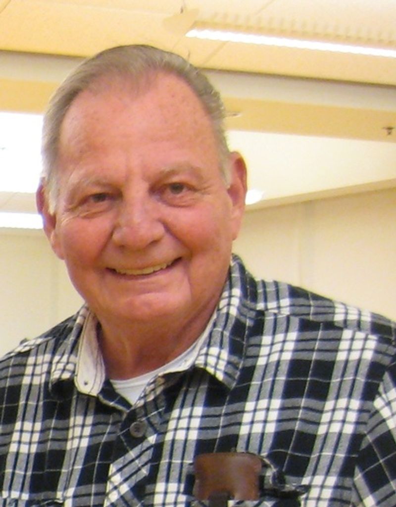 Robert Schmitt Profile Photo