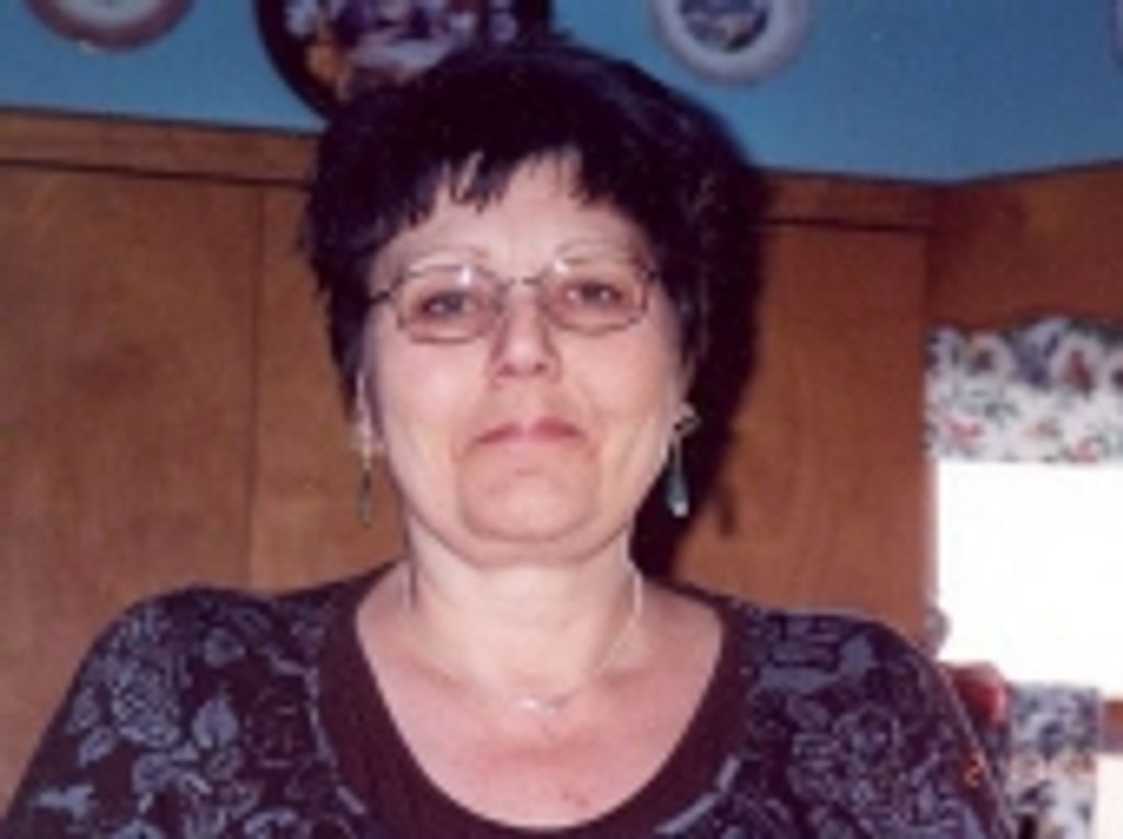 Julie Elaine Woldstad