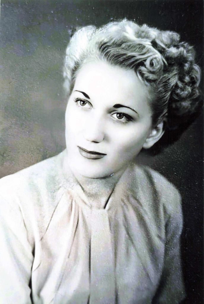 Lorna Adams
