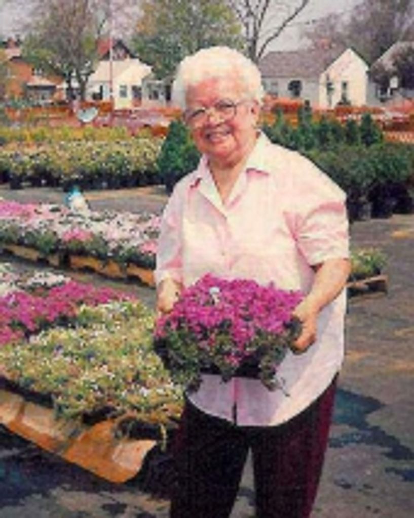 Maria De La Luz Molina