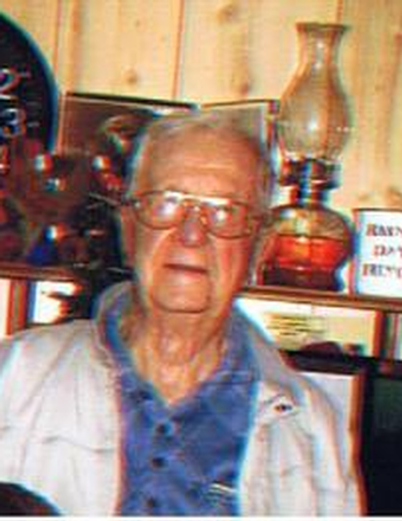 Leon "Lee" Thompson  Profile Photo