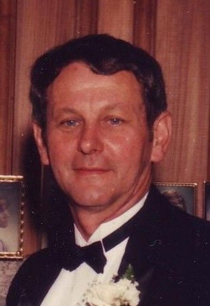 Mark Edward Walsh Profile Photo