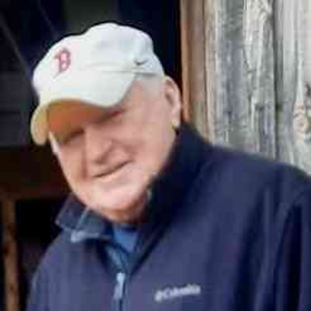 Royden McLachlan Profile Photo