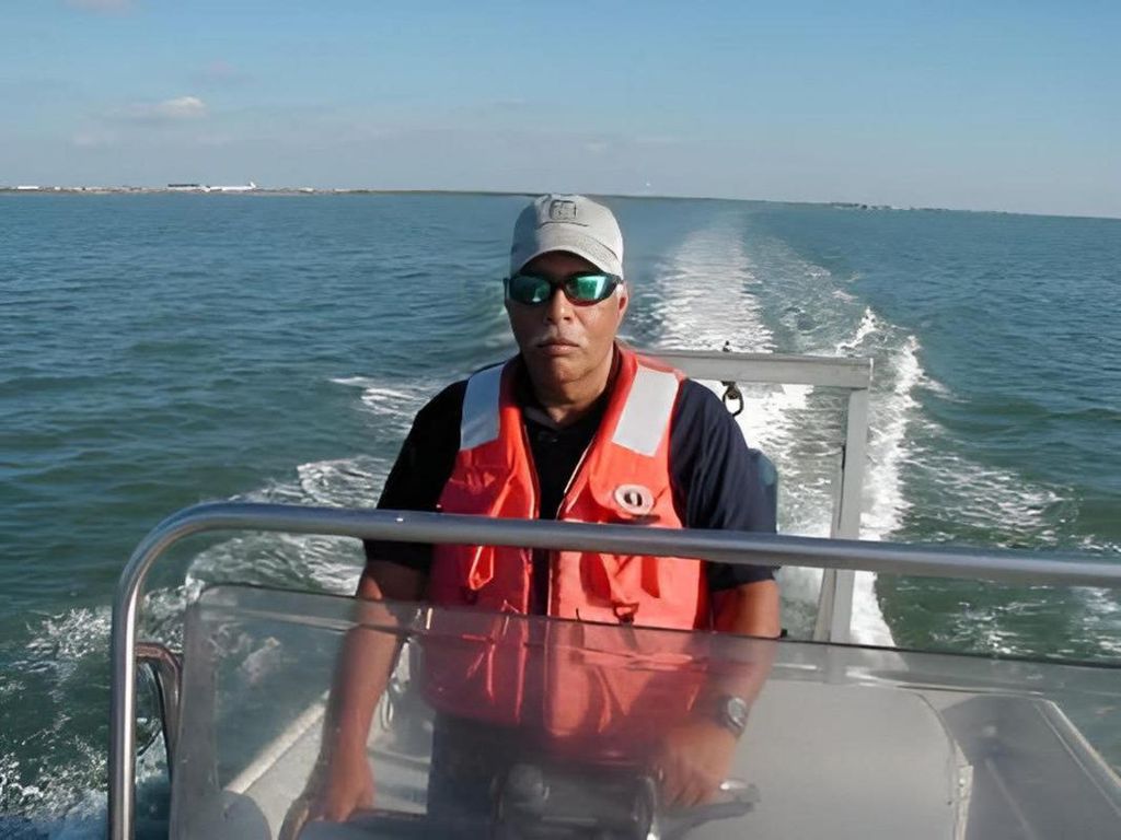 Mr. Luis Uballe, Jr.