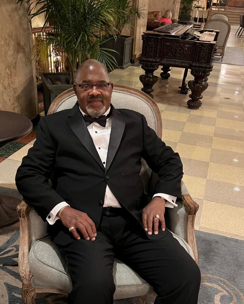 Baxter Ladon Hunter Profile Photo