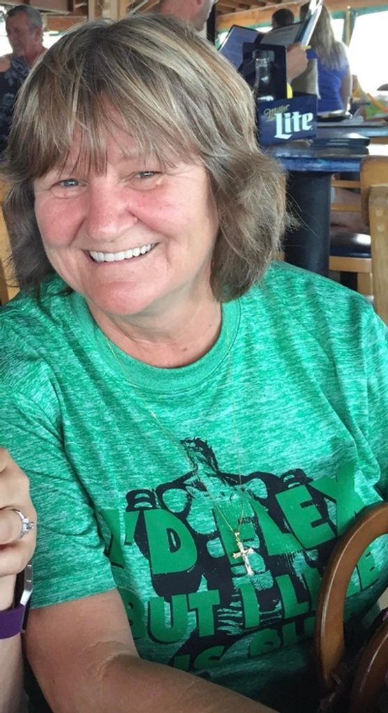 Theresa Lynn Dahl Profile Photo