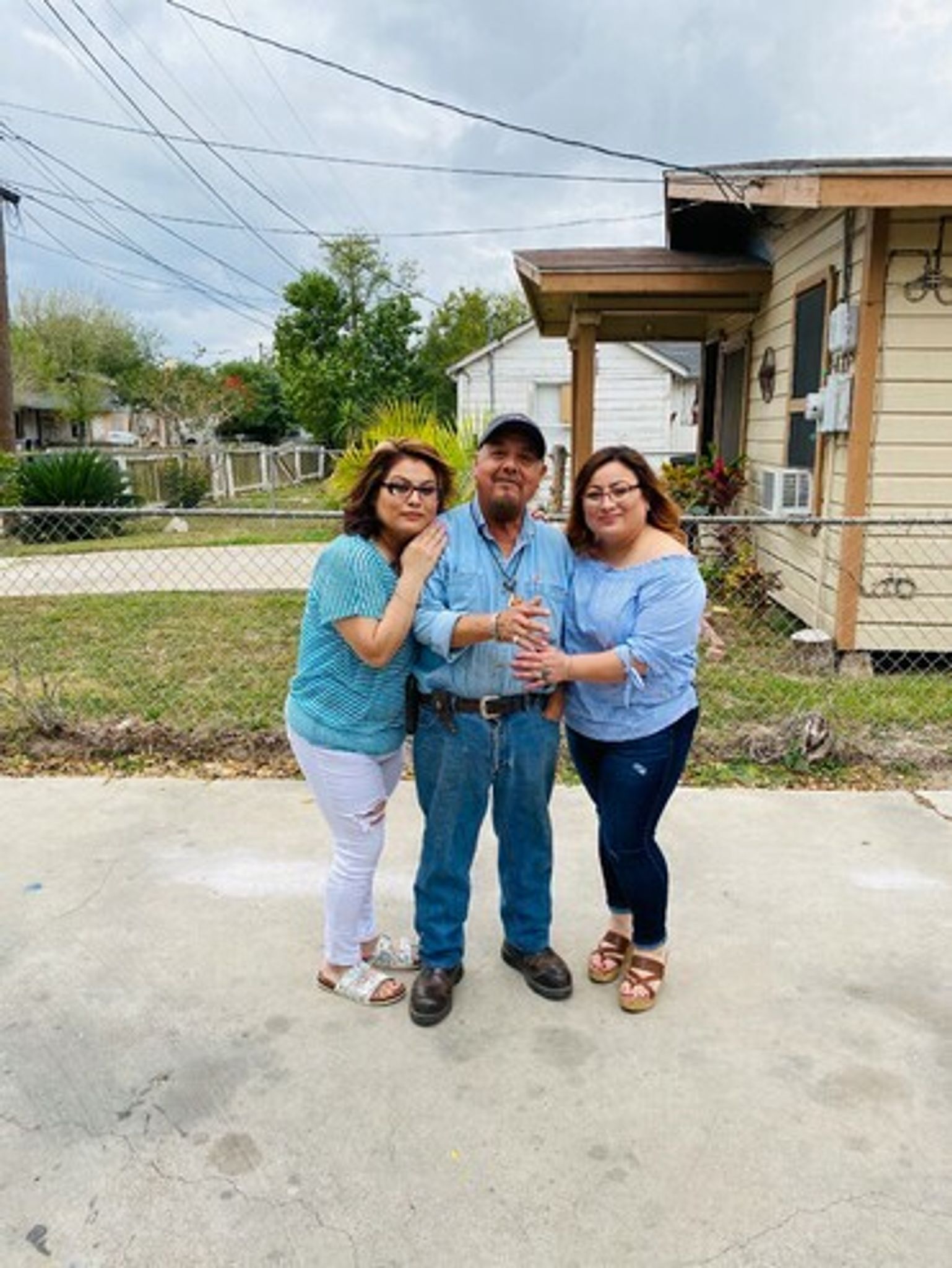 Juan Hernandez photo gallery image 129 of 129