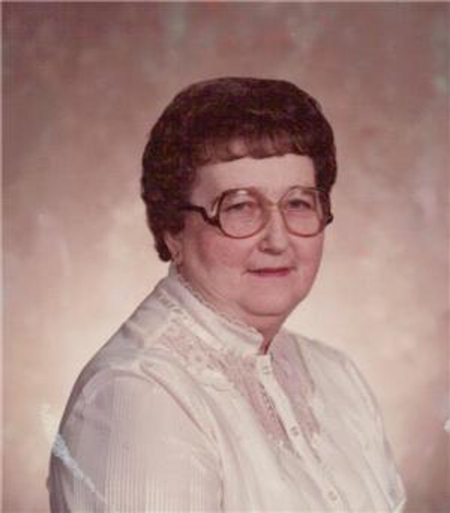 Edna  Navratil