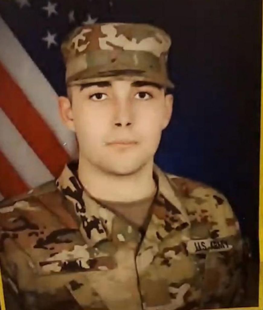 Christopher Michael Hill Profile Photo