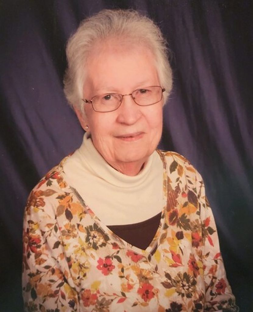 Vera Larue Lee Profile Photo