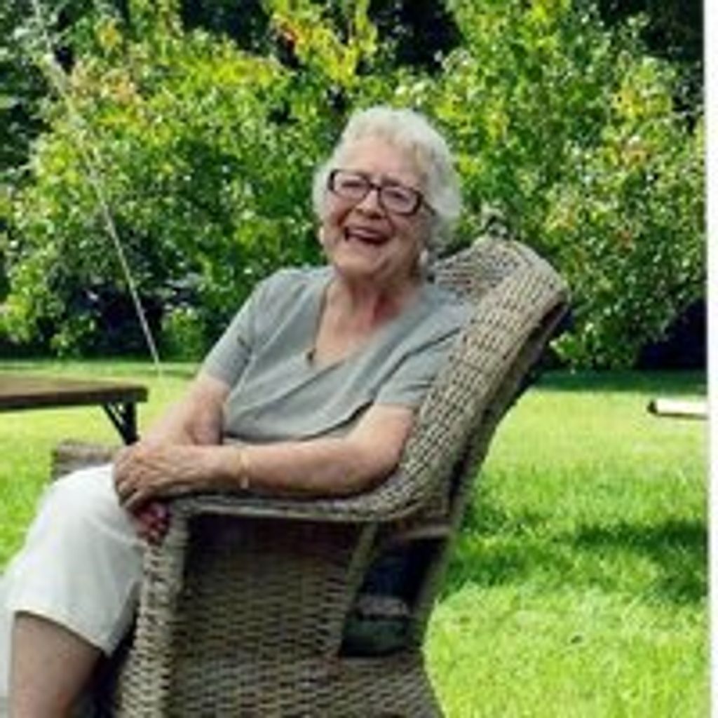 Sally Jane White