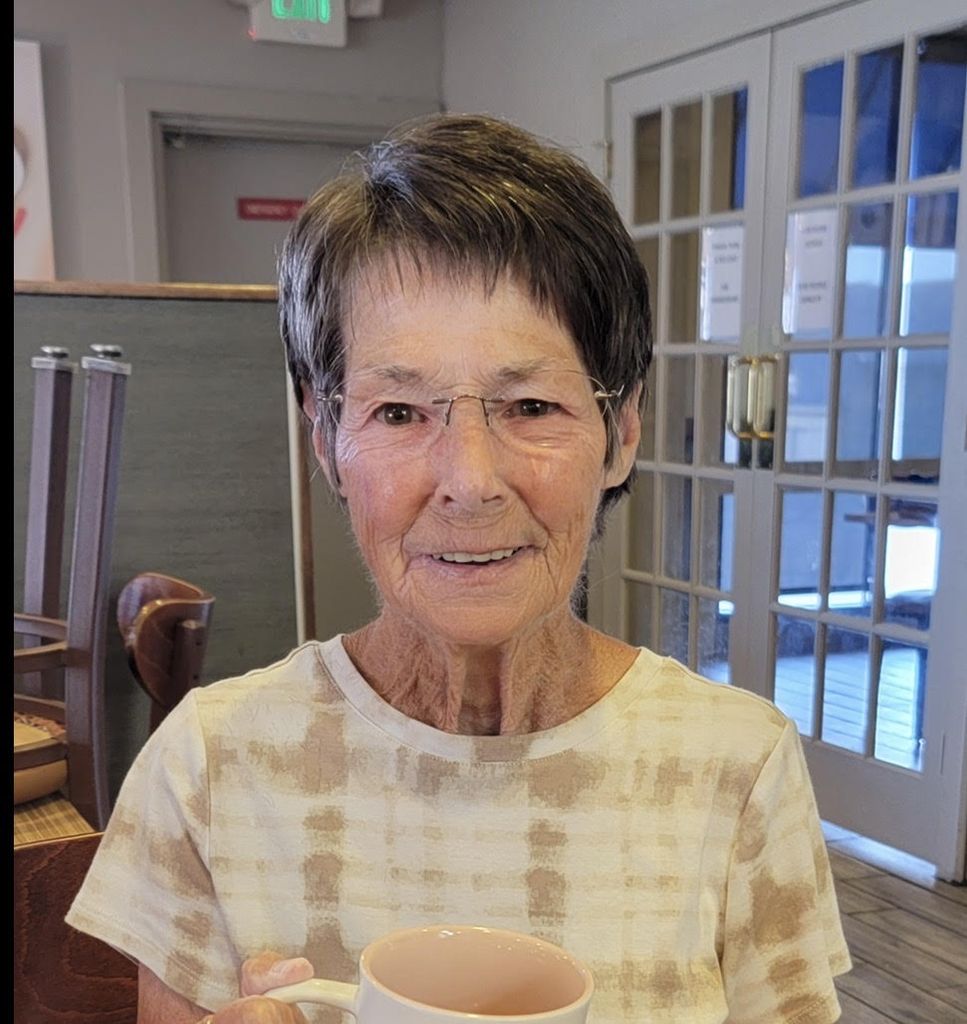 Carolyn E Beal