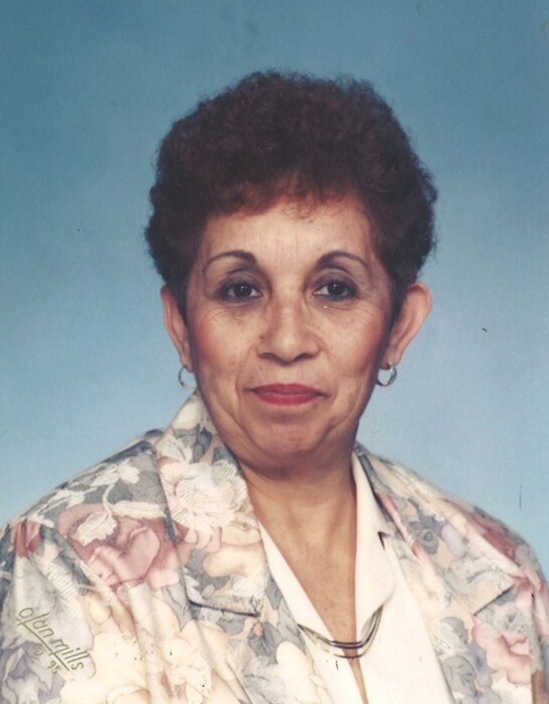 Sue (Ybarra)  Flores